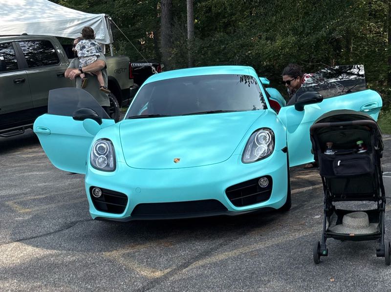 Porsche Cayman spotted in Midland