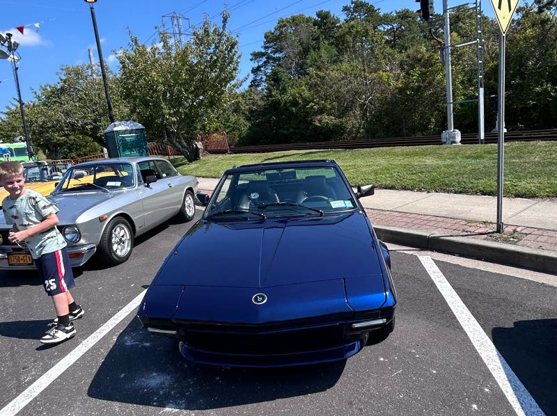 De Tomaso Pantera spotted in Hampton Bays