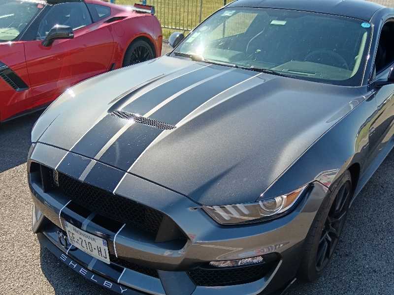 Ford Mustang Shelby GT500 (2020) spotted in Fontenay-le-Comte, France