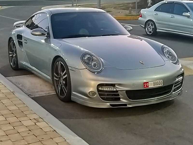 Porsche 911 Turbo spotted in Sharjah