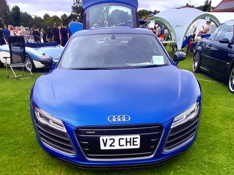 Audi R8 spotted in Swindon