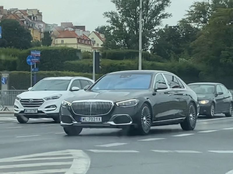Mercedes-Benz S-Class (2021) spotted in Warsaw, Poland