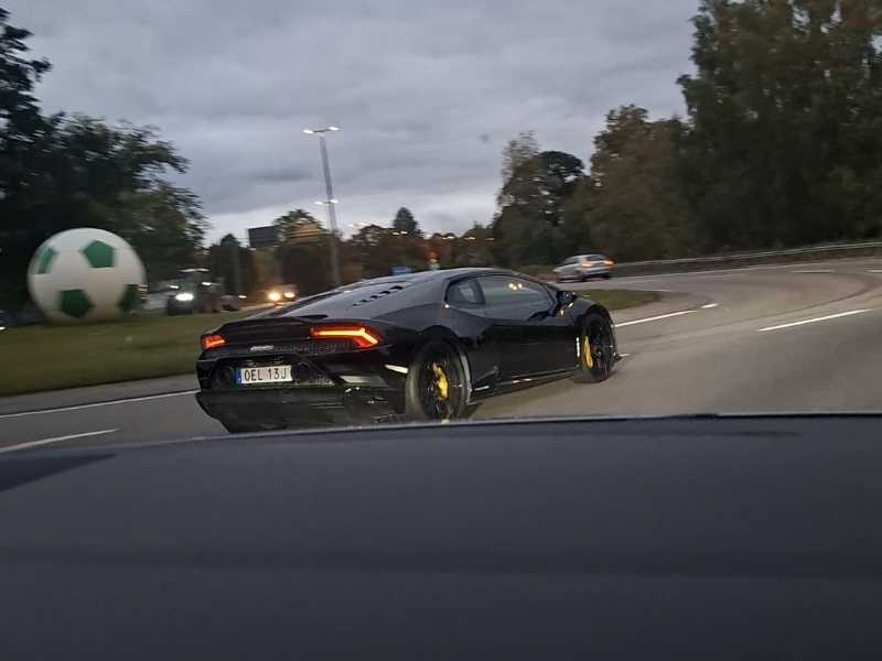 Lamborghini Huracán spotted in Borlänge