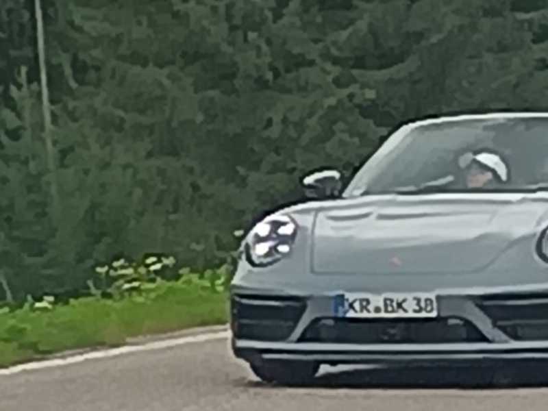 Porsche 911 spotted in Canazei