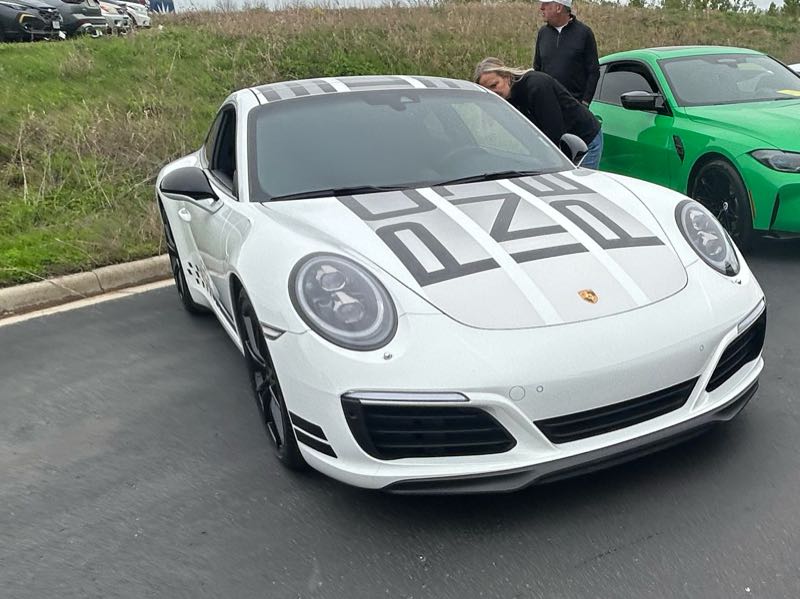 Porsche 911 spotted in Dangchengwan