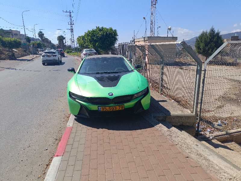 BMW i8 spotted in Nazareth