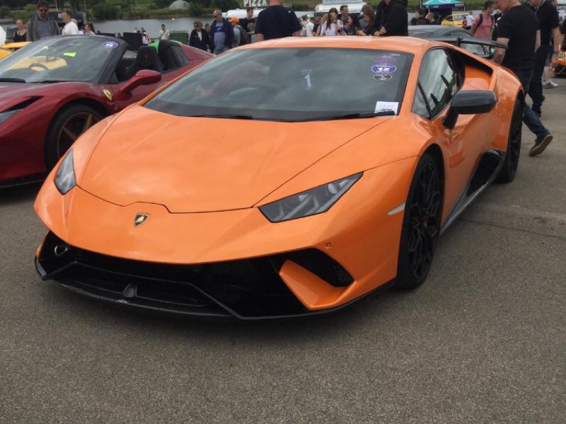 Lamborghini Huracán spotted in Bedford