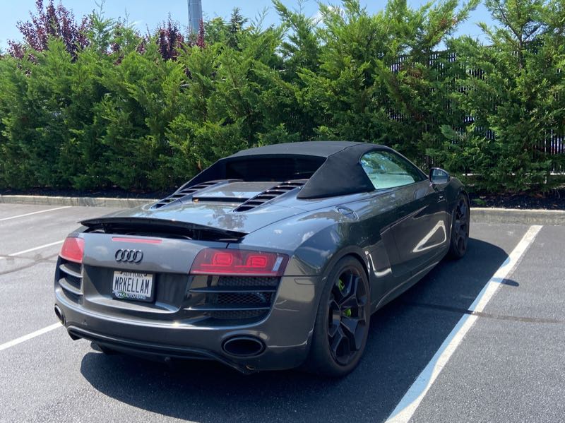 Audi R8 Spyder spotted in Ashland