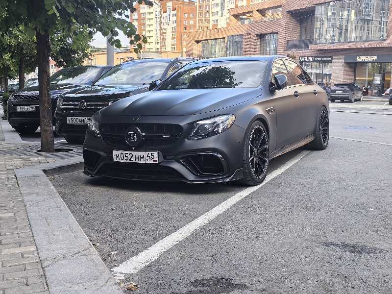 Mercedes-Benz E63 AMG spotted in Yekaterinburg