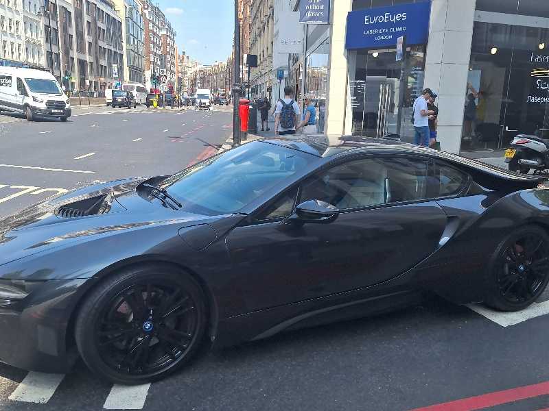 BMW i8 (2014) spotted in Reggio nell'Emilia, Italy