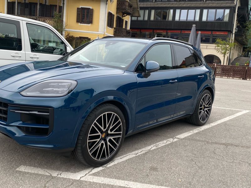 Porsche Cayenne spotted in Gmunden