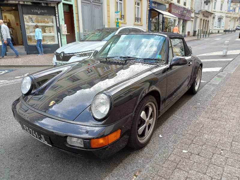 Porsche 911 spotted in Calais
