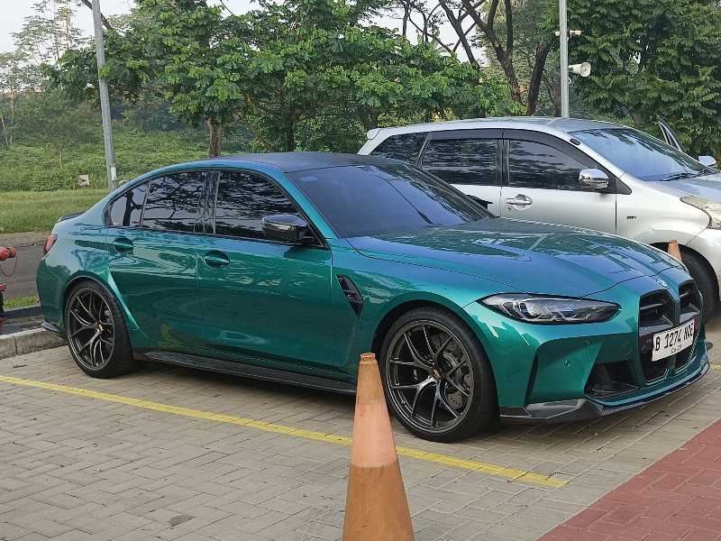 BMW M3 (2021) spotted in South Tangerang, Indonesia