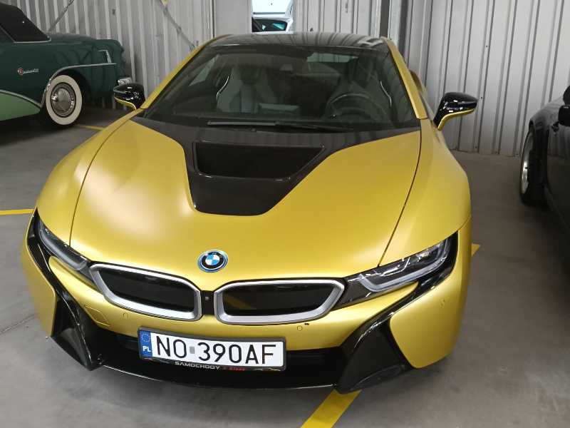 BMW i8 spotted in Bochnia