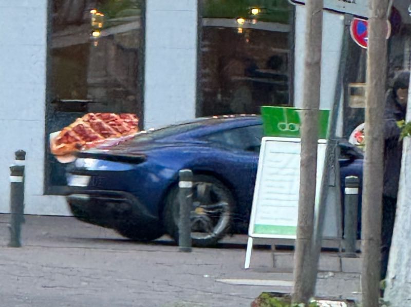 McLaren 720S spotted in Recklinghausen