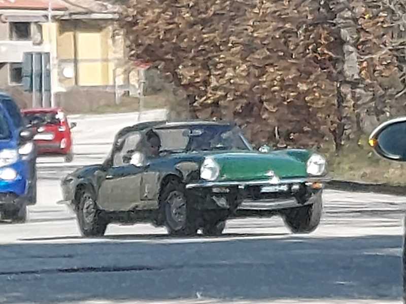 Lotus Elan spotted in Sulmona