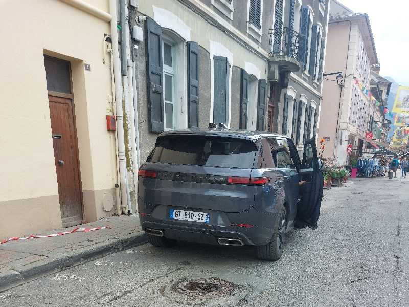 GMC Hummer EV spotted in Barcelonnette
