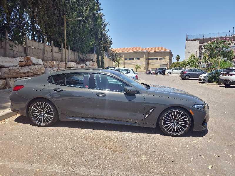 BMW 8 Series spotted in Reẖovot