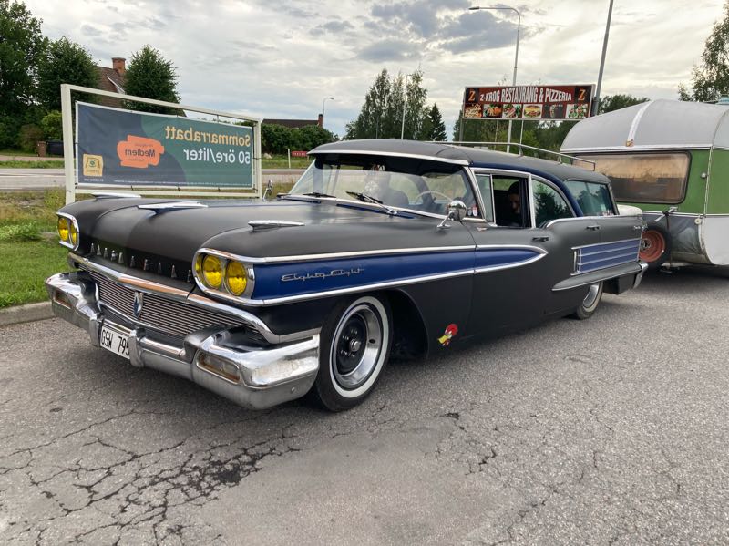 Oldsmobile Eighty-Eight spotted in Falun