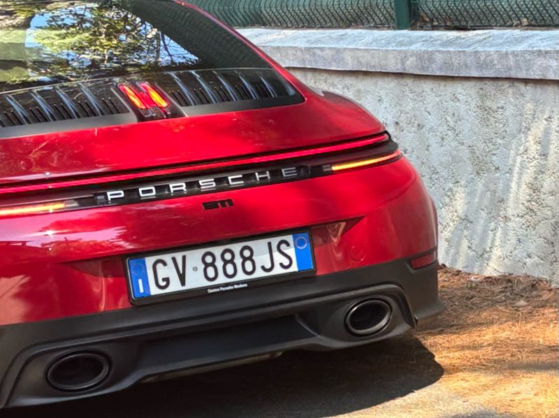 Porsche 911 spotted in Juan-les-Pins