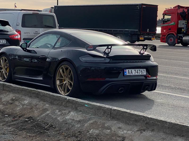 Porsche 718 Cayman spotted in Tønsberg