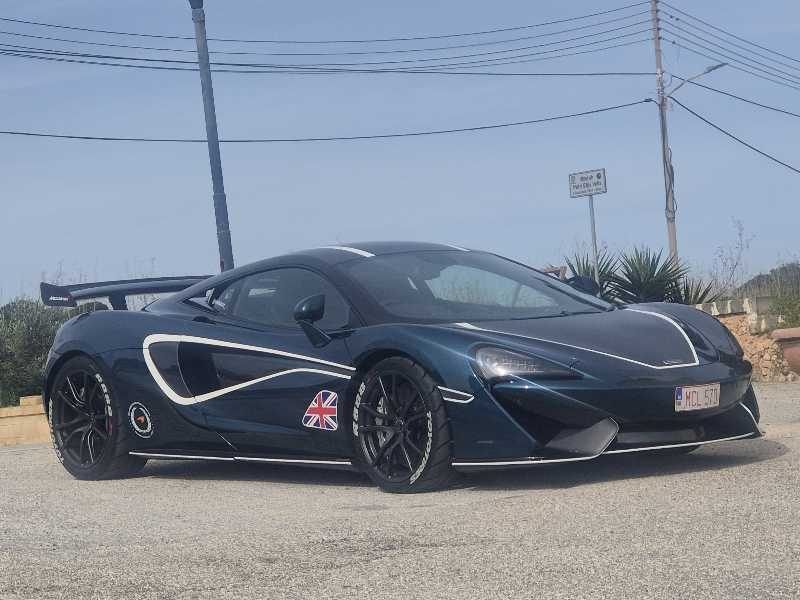 McLaren 570S spotted in Mellieħa