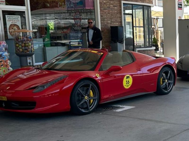 Ferrari 458 Spider spotted in Ponts
