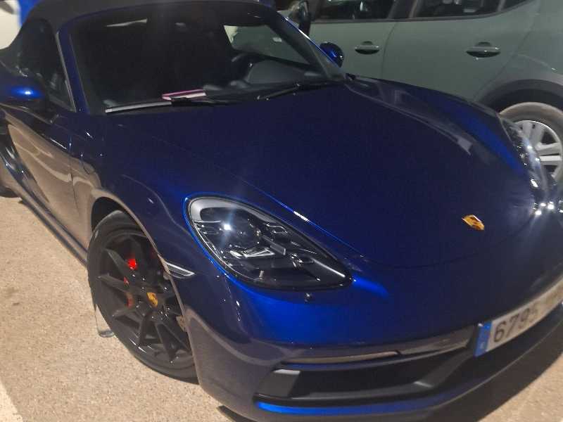 Porsche 718 Cayman spotted in Ibiza