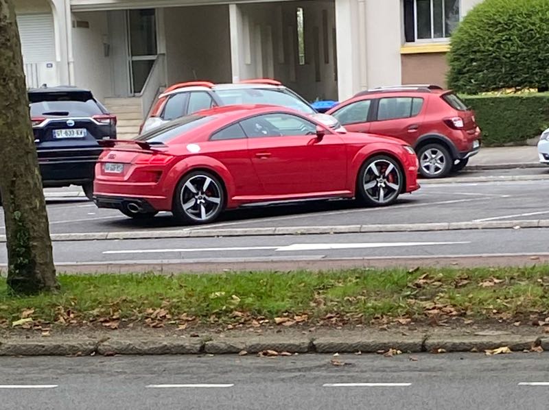 Audi TT RS spotted in Bourges