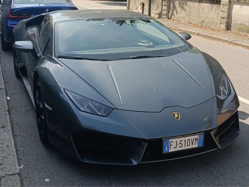 Lamborghini Huracán (2014) spotted in Milan, Italy