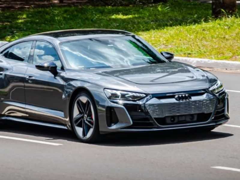 Audi e-tron GT spotted in Campo Grande