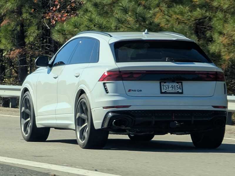 Audi RS Q8 (2021) spotted in Richmond, United States