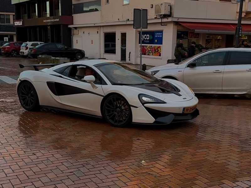 McLaren 570S (2015) spotted in Amersfoort, The Netherlands