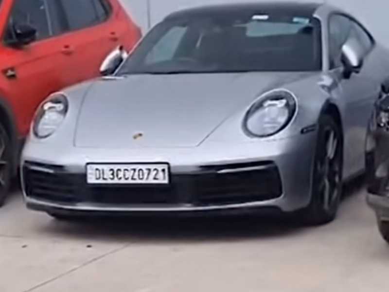 Porsche 911 spotted in Eklahra