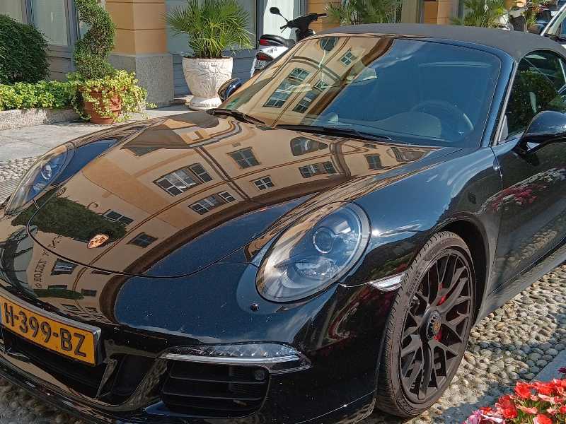 Porsche 911 (2014) spotted in Como, Italy