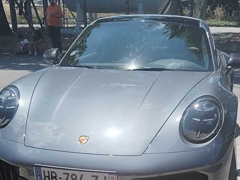 Porsche 911 (2015) spotted in Paris, France