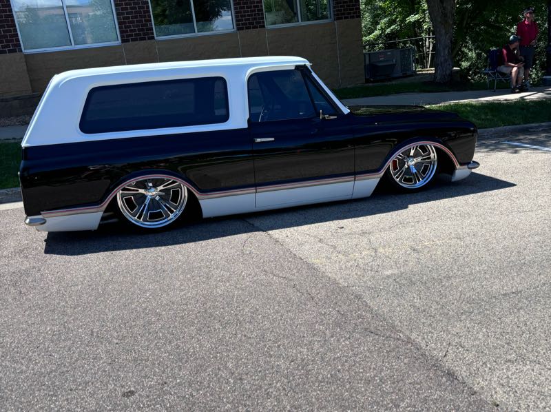 Chevrolet K5 Blazer spotted in Eden Prairie