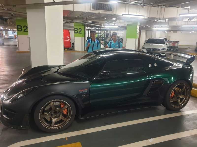 Lotus Exige (2015) spotted in Singapore, Singapore