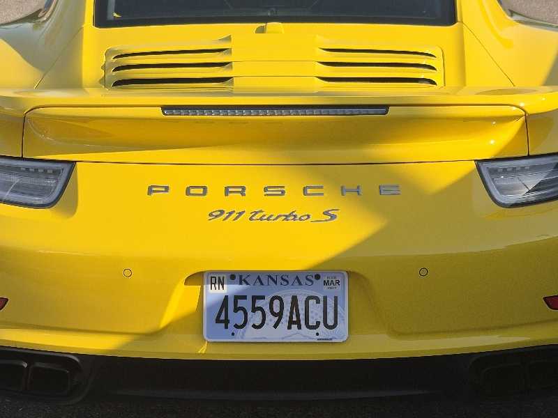 Porsche 911 Turbo S (2016) spotted in Wichita County, United States