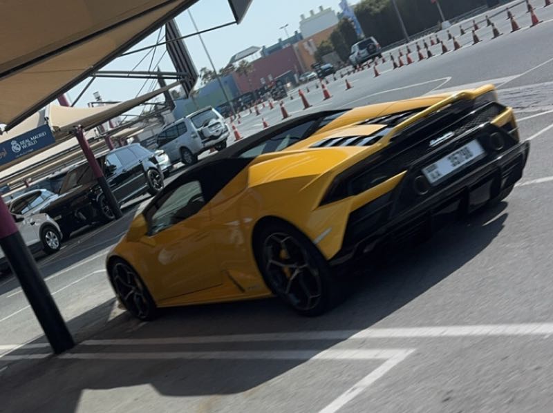 Lamborghini Huracán (2021) spotted in Dubai Parks and Resorts, United Arab Emirates