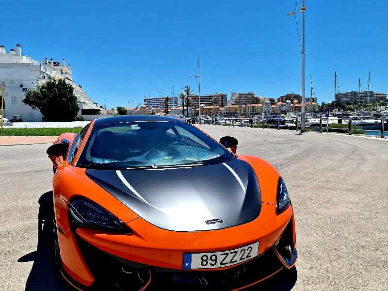 McLaren 570S (2017) spotted in Faro, Portugal
