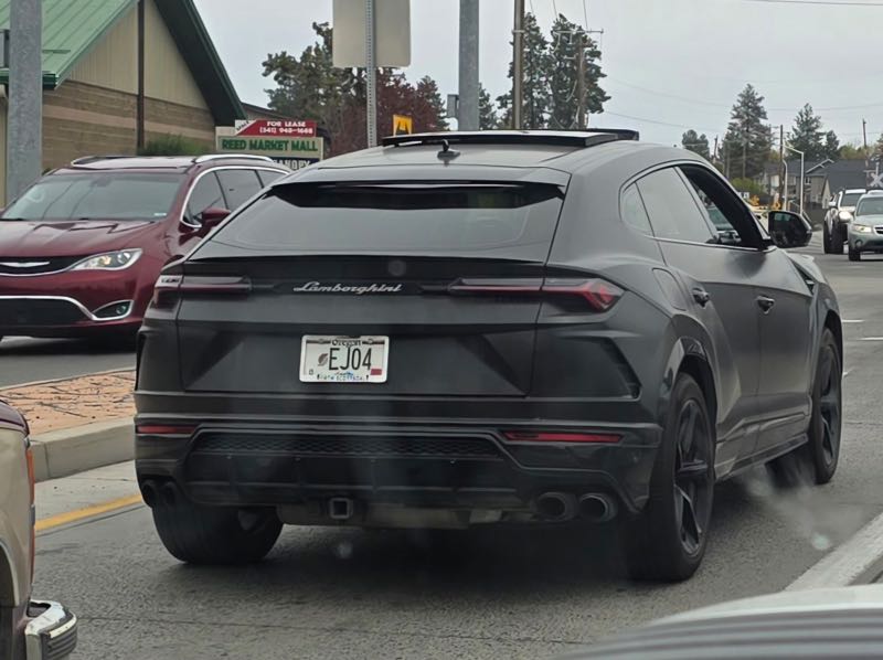 Lamborghini Urus spotted in Bend