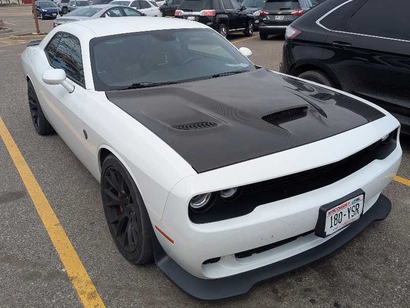 Dodge Challenger (2015) spotted in Eau Claire, United States