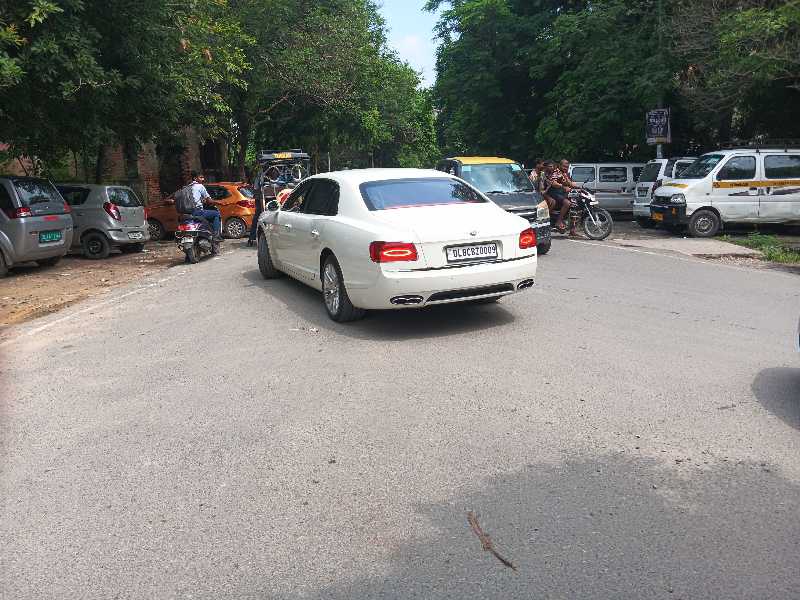 Bentley Flying Spur spotted in Delhi