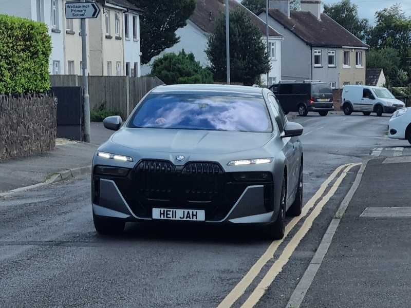 BMW i7 spotted in Taunton