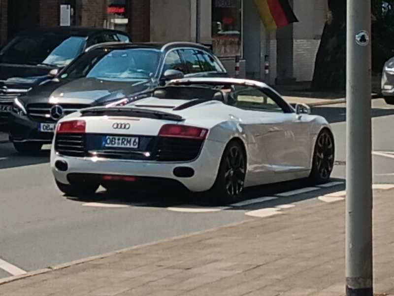 Audi R8 Spyder spotted in Oberhausen