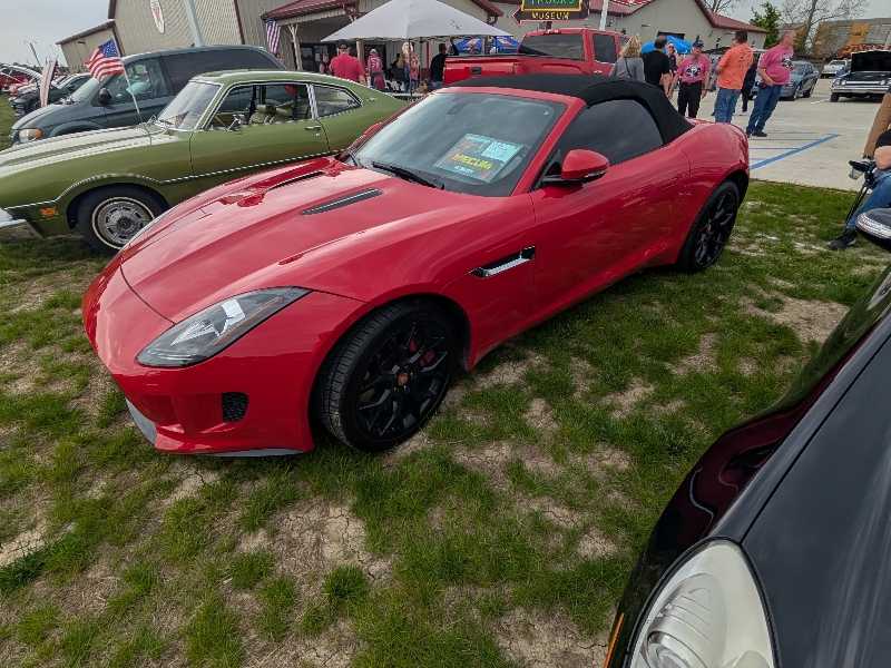 Jaguar F-Type spotted in Toledo