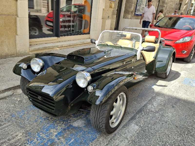 Caterham Seven spotted in Châteauroux