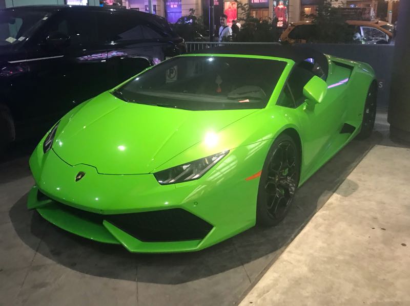Lamborghini Huracán (2016) spotted in New York City, United States