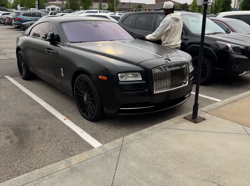 Rolls-Royce Wraith (2015) spotted in Indianapolis, United States